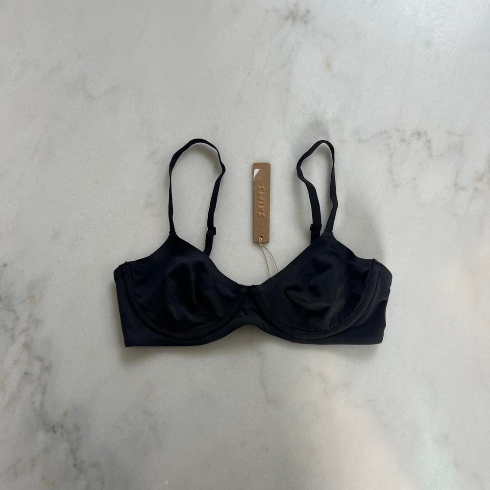 Skims Fits Everybody Unlined Demi Bra Onyx Black 32C BA-DEM-0220 NWT
